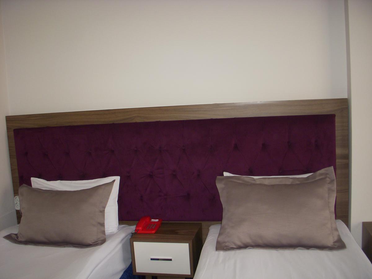Hande Hotel Mustafakemalpasa Екстер'єр фото