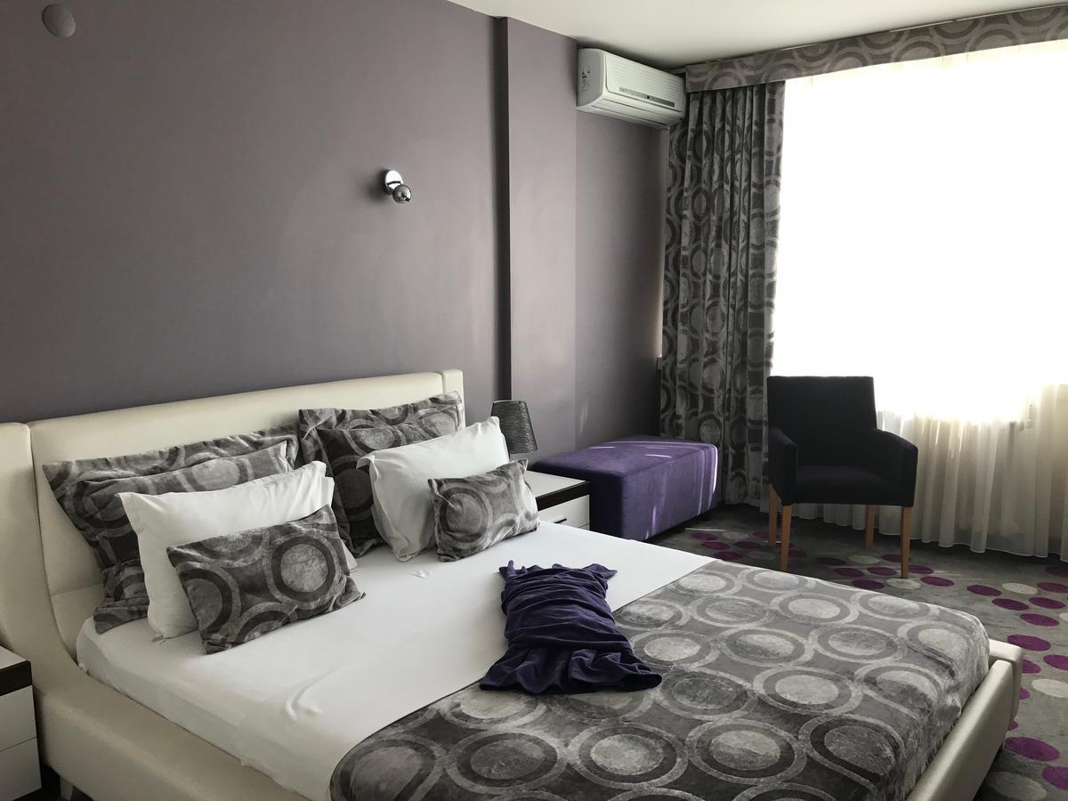 Hande Hotel Mustafakemalpasa Екстер'єр фото