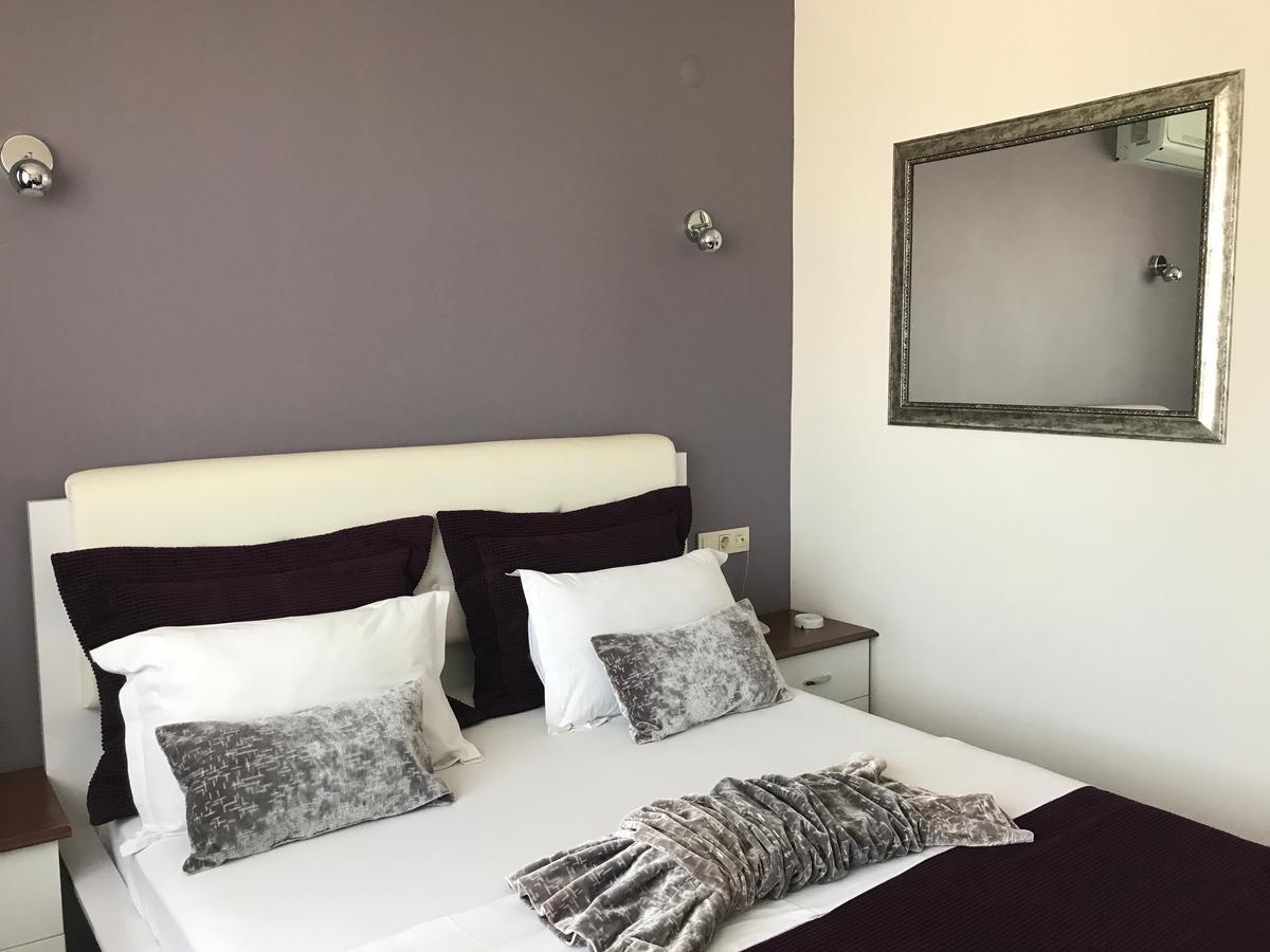 Hande Hotel Mustafakemalpasa Екстер'єр фото