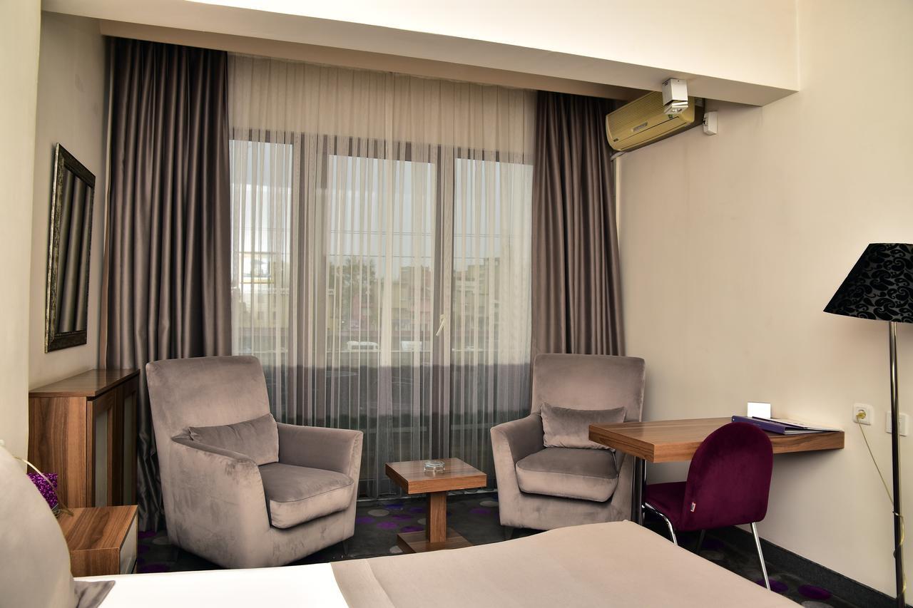 Hande Hotel Mustafakemalpasa Екстер'єр фото