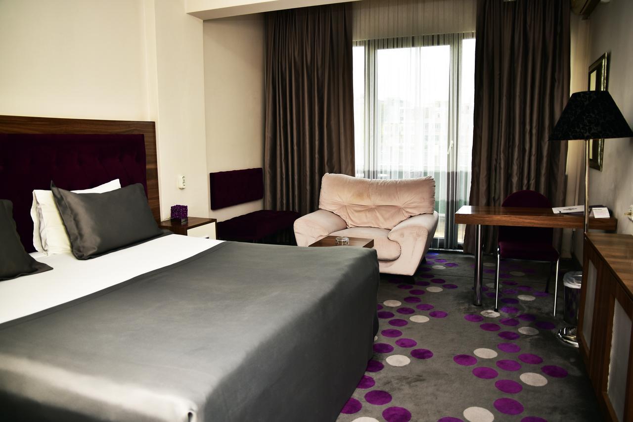 Hande Hotel Mustafakemalpasa Екстер'єр фото